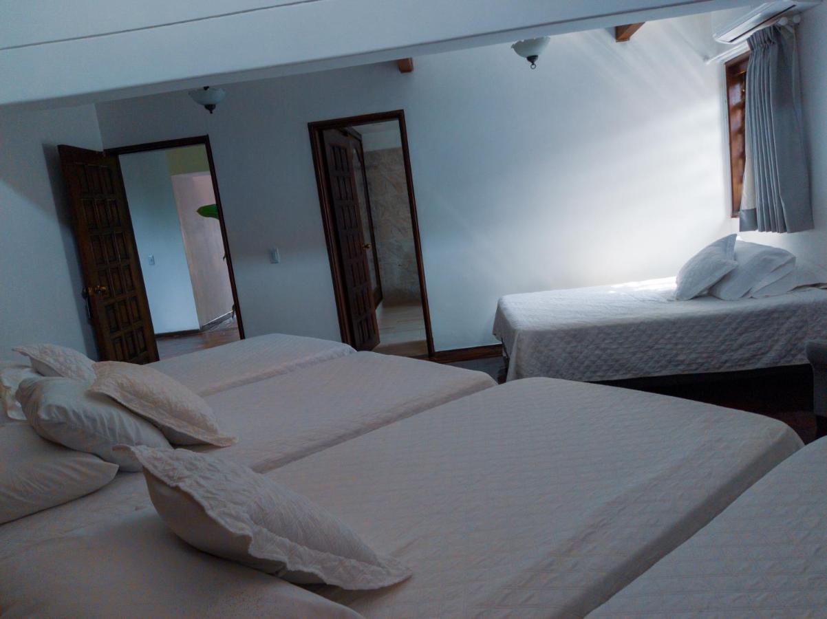 Hotel Boutique La Casa De Piedra 칼리 외부 사진