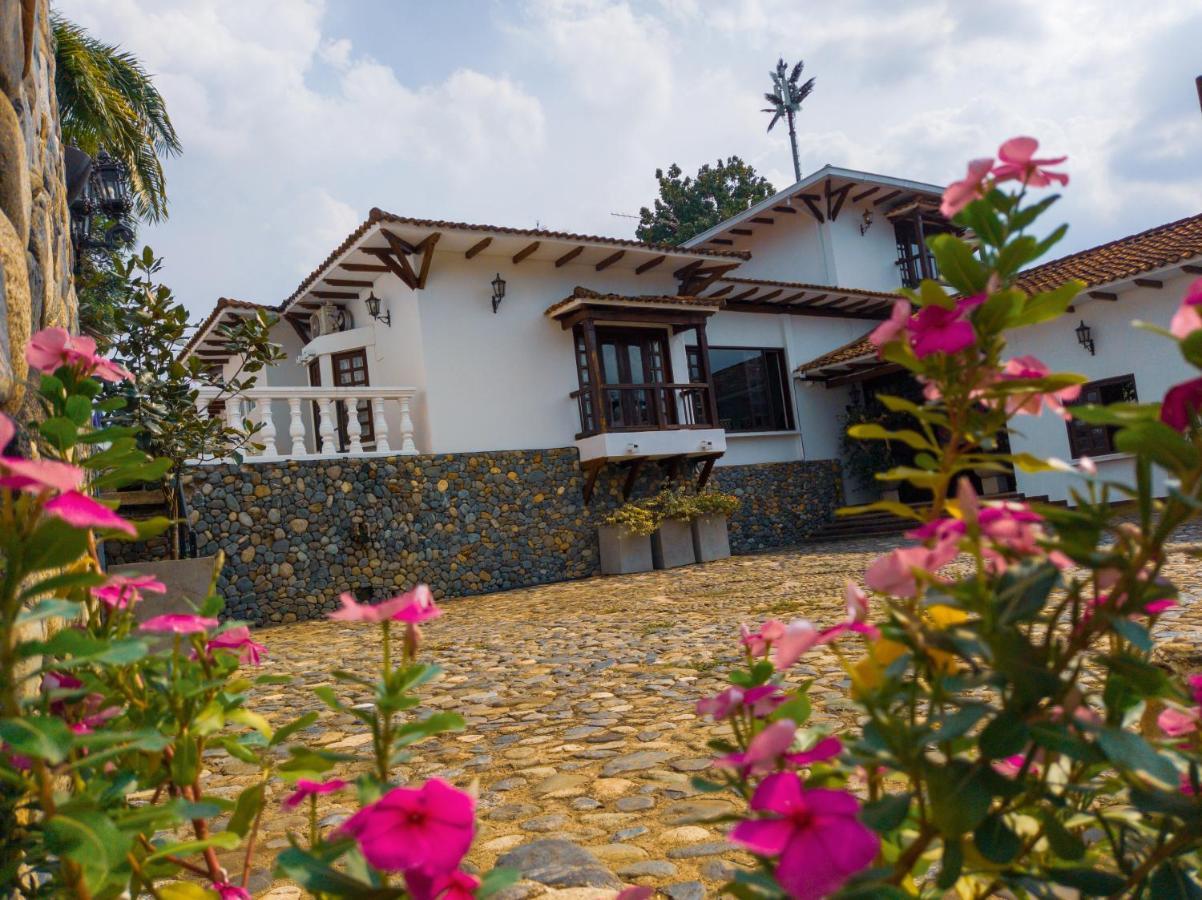 Hotel Boutique La Casa De Piedra 칼리 외부 사진