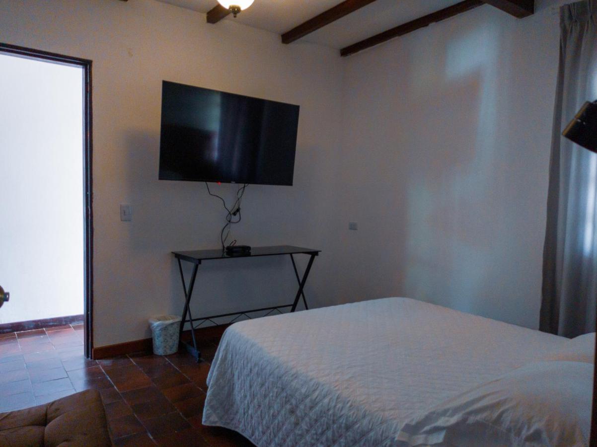 Hotel Boutique La Casa De Piedra 칼리 외부 사진
