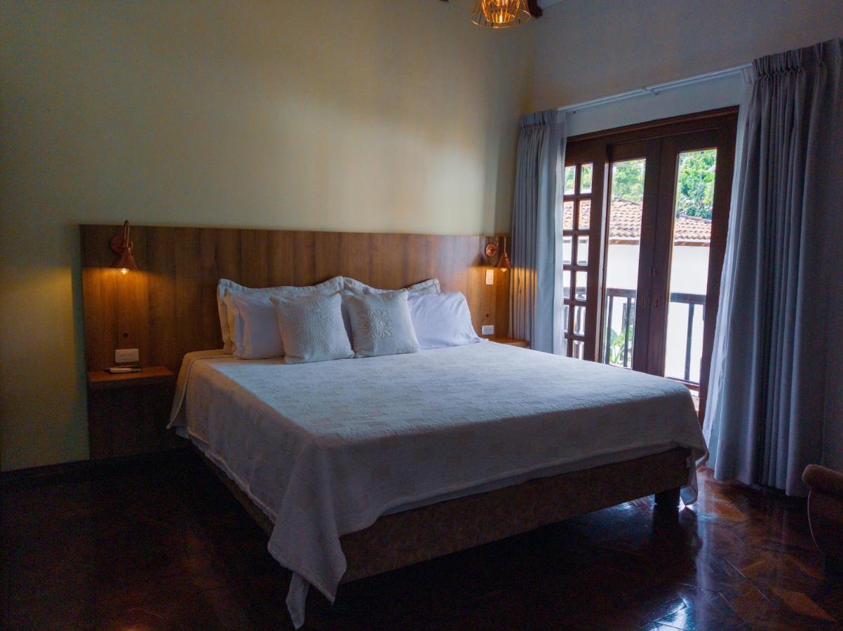 Hotel Boutique La Casa De Piedra 칼리 외부 사진